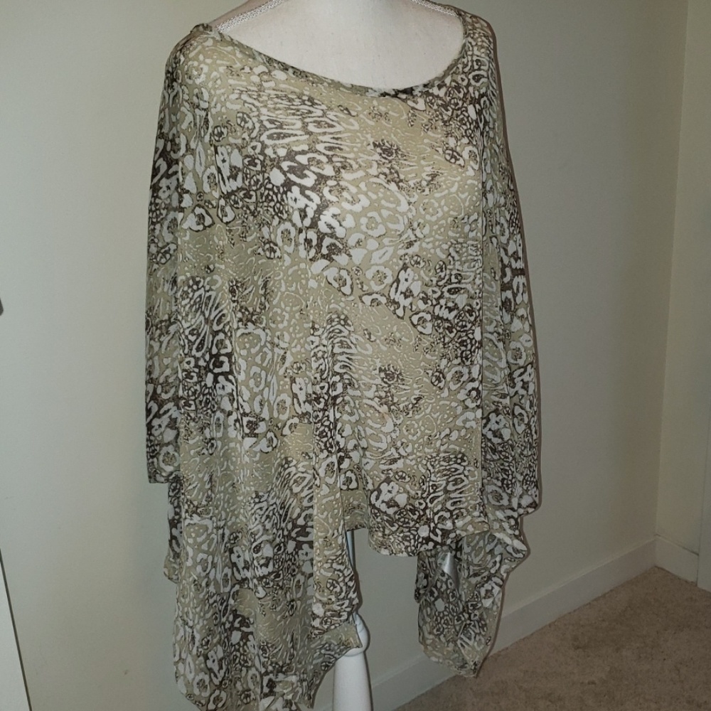 Animal print top